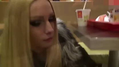 Seks, zerżnij filmy erotyczne porn Emmę Rose