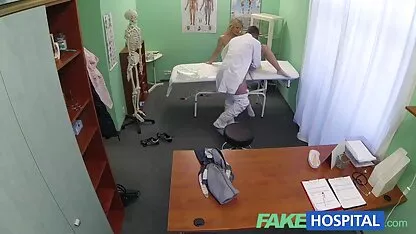 Seks analny porno sexi bielizna nie przestaje jęczeć